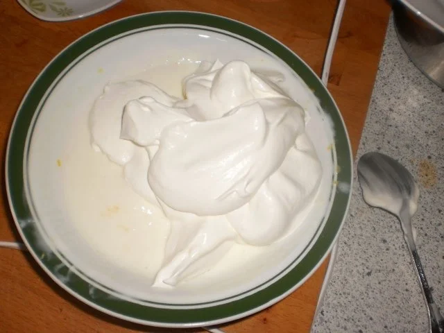 Rezept: Erdbeer-Zitronen-Creme Bild Nr. 4 Erdbeer-Zitronen-Creme - Rezept - Bild Nr. 4