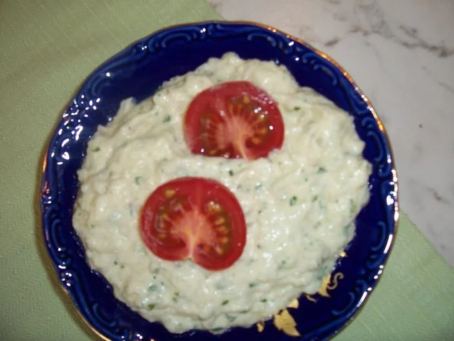 Blumenkohlsalat (oder auch Brotaufstrich) mit selbstgemachter Mayonnaise - Rezept