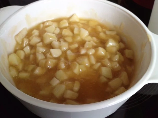 Baisertorte mit Kirschen - Rezept - Bild Nr. 3