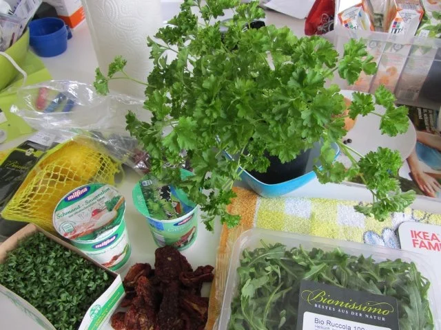 Rezept: Schmand mit Tomaten.. Dip Bild Nr. 4 Schmand mit Tomaten.. Dip - Rezept - Bild Nr. 4