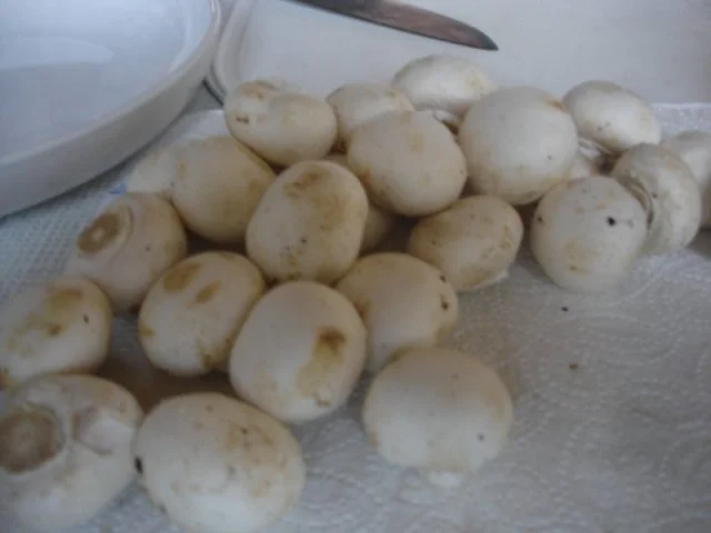 Schweinefilet im Blätterteig mit Champignonsauce und Kartoffelpilzen - Rezept - Bild Nr. 19