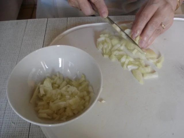 Schweinefilet im Blätterteig mit Champignonsauce und Kartoffelpilzen - Rezept - Bild Nr. 22