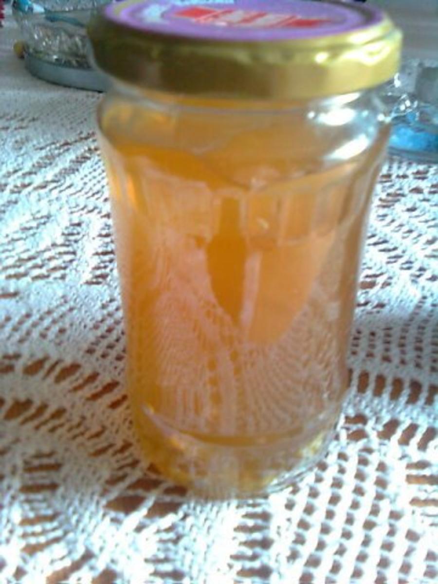 Zitronengelee mit Amaretto - Rezept