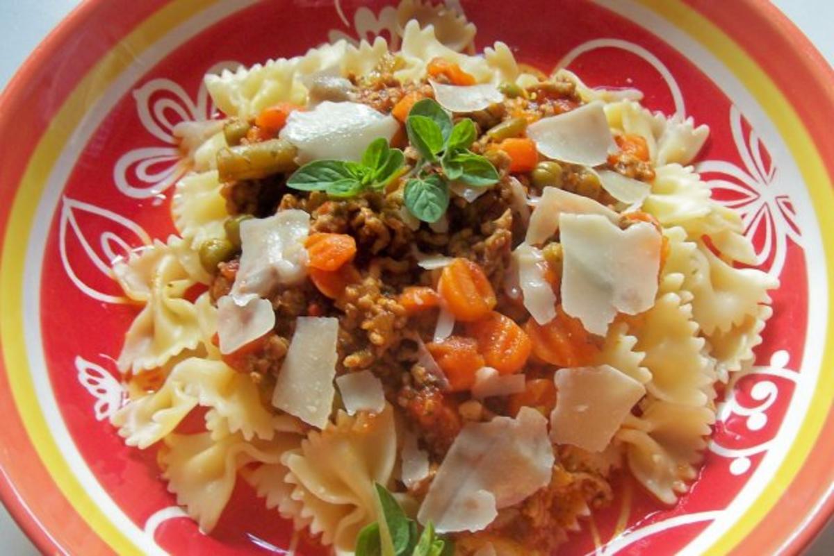 Gemüsebolognese - Rezept mit Bild - kochbar.de