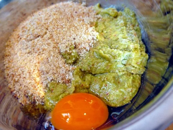 Rezept: Hähnchenbrust unter Spargelhaube mit Thymian-Kartoffeln und Ofentomaten Bild Nr. 2 Hähnchenbrust unter Spargelhaube mit Thymian-Kartoffeln und Ofentomaten - Rezept - Bild Nr. 2