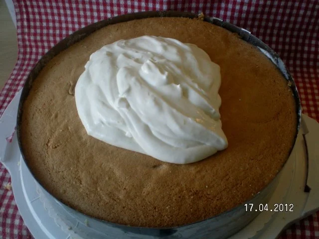 Rezept: Zitronentorte Bild Nr. 3 Zitronentorte - Rezept - Bild Nr. 3