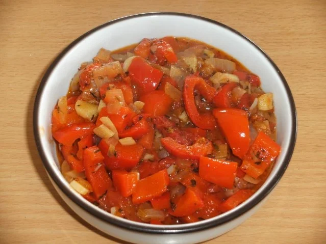 Rezept: Beilage: Paprikagemüse, mediterran Beilage: Paprikagemüse, mediterran - Rezept