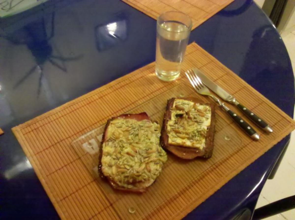 Abendbrot: Pikantes Brot - Rezept mit Bild - kochbar.de
