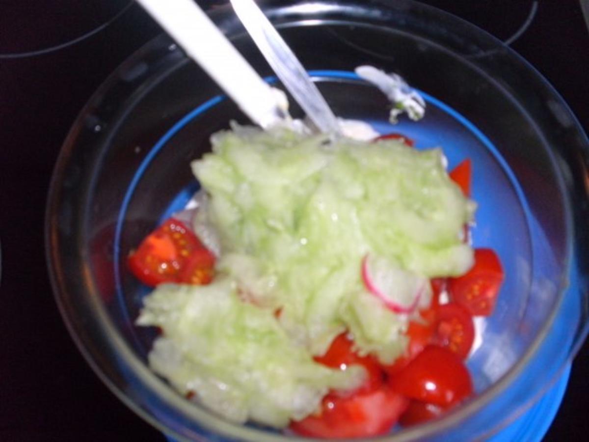 Radi-Tomaten-Gurken-Salat - Rezept - Bild Nr. 5