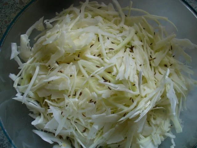Rezept: Weißkrautsalat Bild Nr. 4 Weißkrautsalat - Rezept - Bild Nr. 4