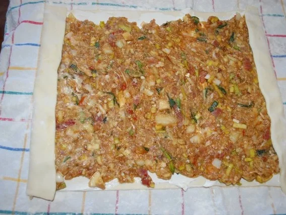 Rezept: Pikante Blätterteig Rolle Bild Nr. 6 Pikante Blätterteig Rolle - Rezept - Bild Nr. 6