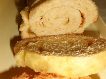 Kuchen: Aprikosenroulade - Rezept