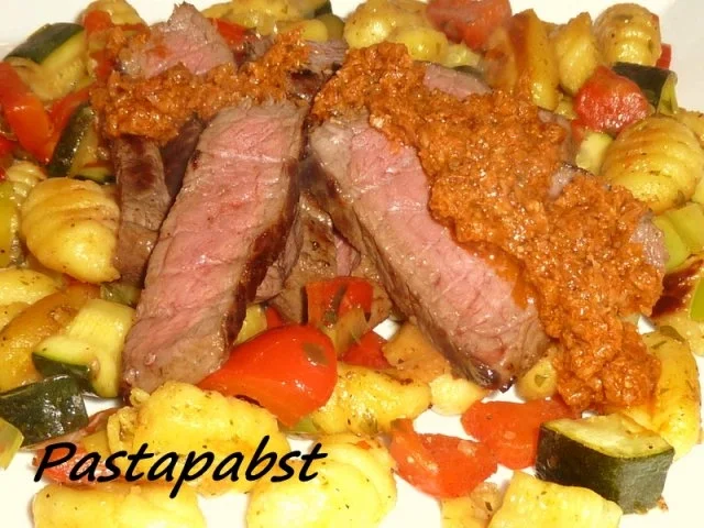 Rezept: Gnocchi-Steak-Pfanne Bild Nr. 3 Gnocchi-Steak-Pfanne - Rezept - Bild Nr. 3
