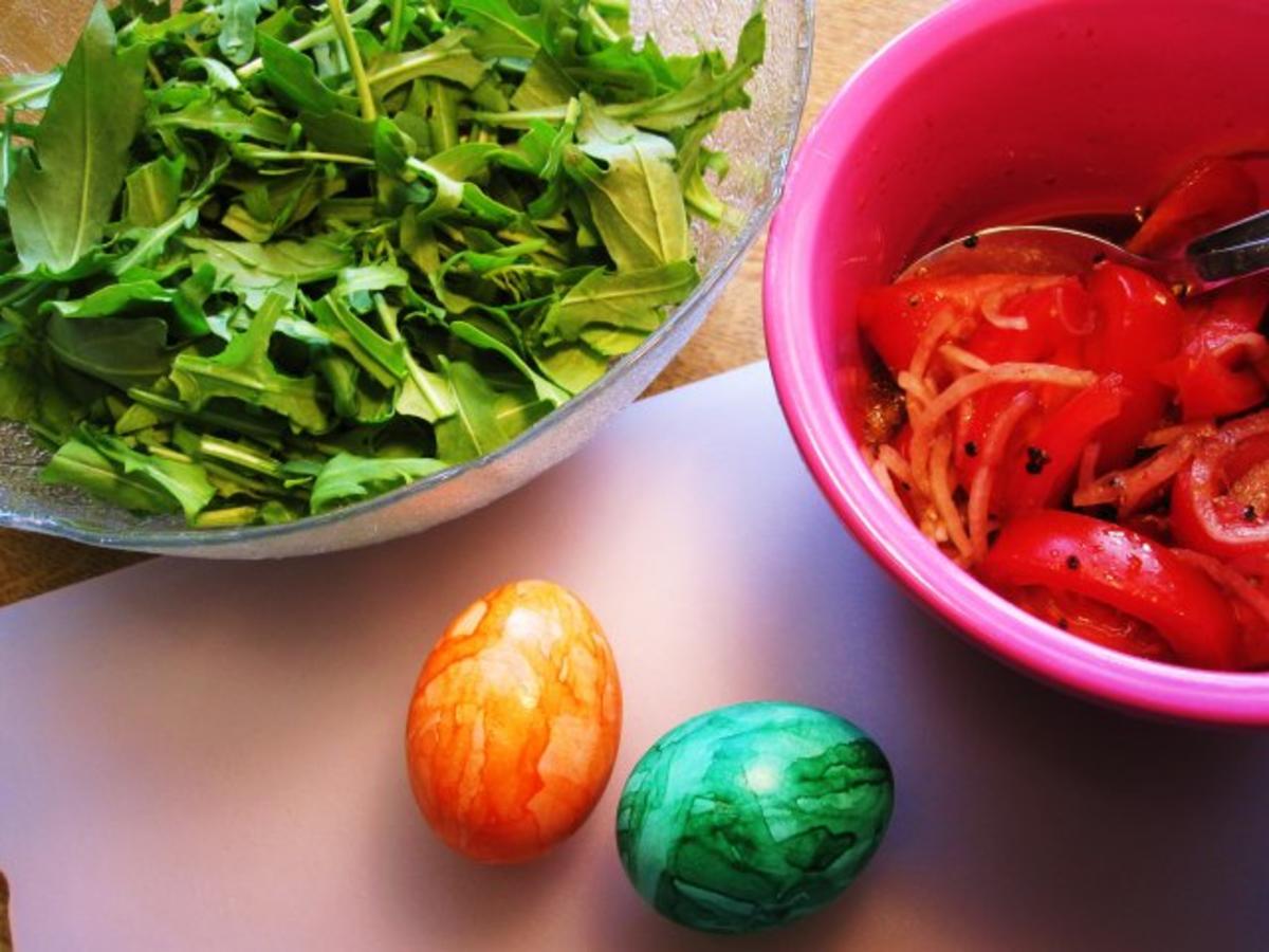 Rucola-Salat mit Tomaten und Ei - Rezept - Bild Nr. 5