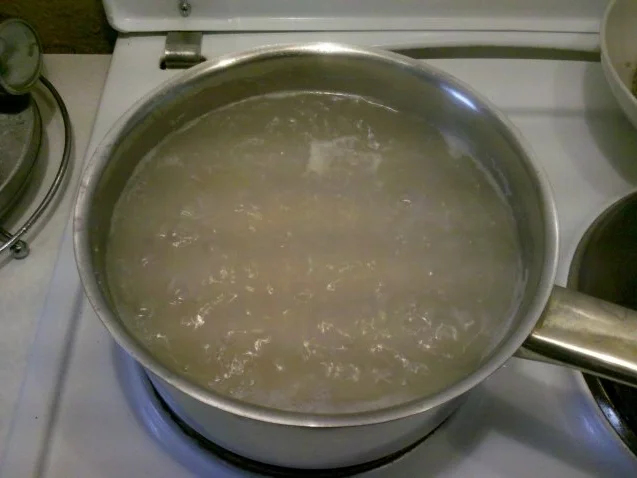 Fleisch: Delikates Schnitzel mit Gemüsereis und Thai Green Curry-Soße - Rezept - Bild Nr. 3