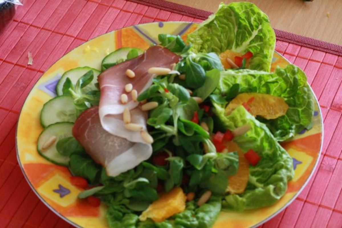Salat mit Dijon-Senf-Dressing - Rezept - Bild Nr. 2