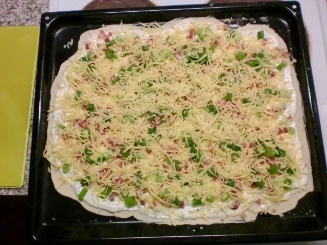 Rezept: Flammkuchen a la Patrick Bild Nr. 2 Flammkuchen a la Patrick - Rezept - Bild Nr. 2