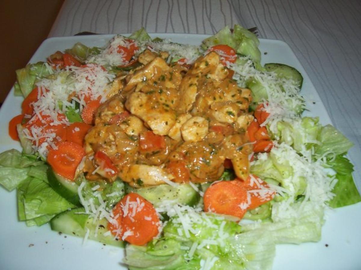 Chili-Knoblauch-Hähnchen, dazu Salat mit karamellisierten Karotten - Rezept - Bild Nr. 8
