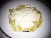 Kochen: Selbstgemachte Bärlauch-Bandnudeln mit Käsesauce - Rezept