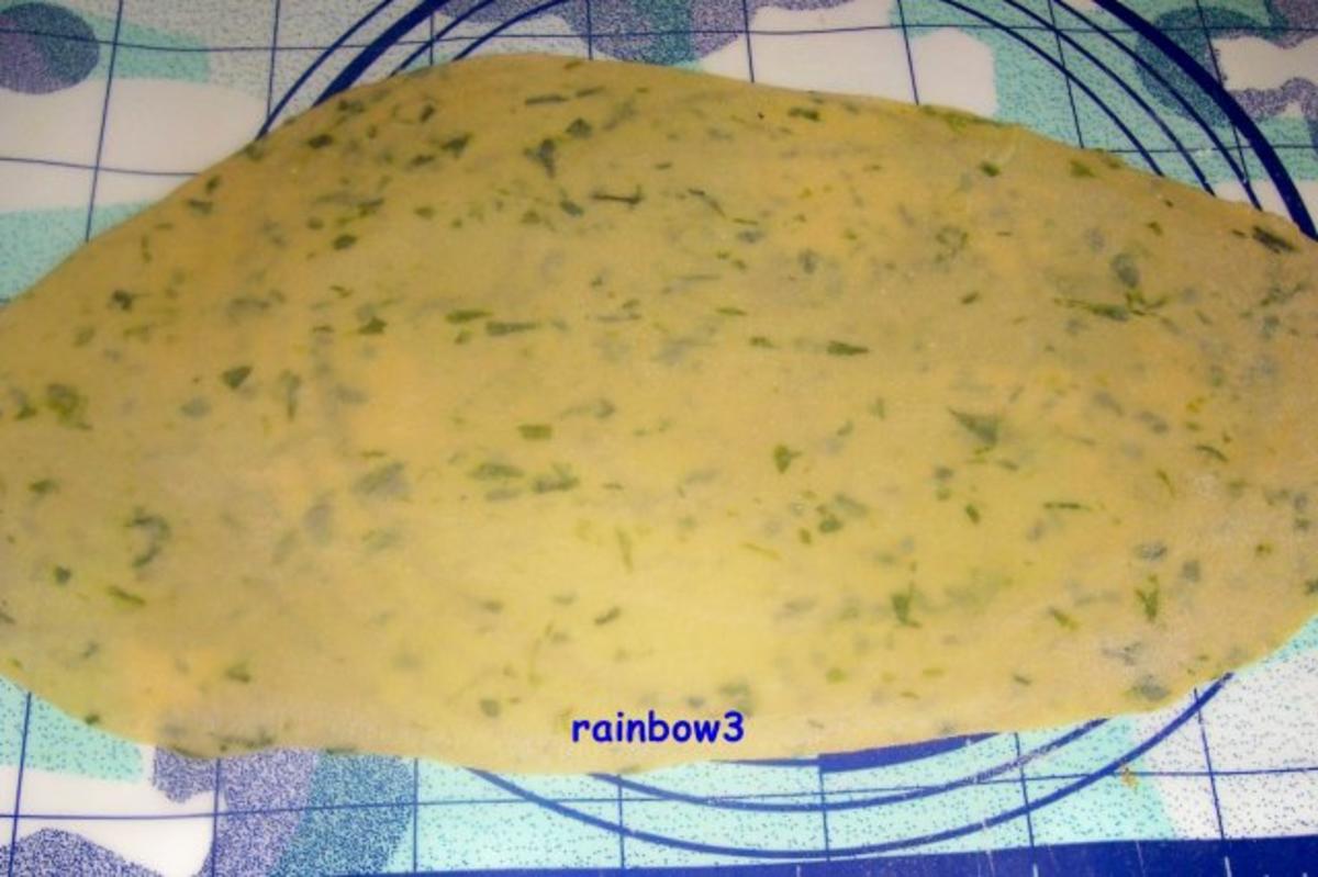 Kochen: Selbstgemachte Bärlauch-Bandnudeln mit Käsesauce - Rezept - Bild Nr. 3