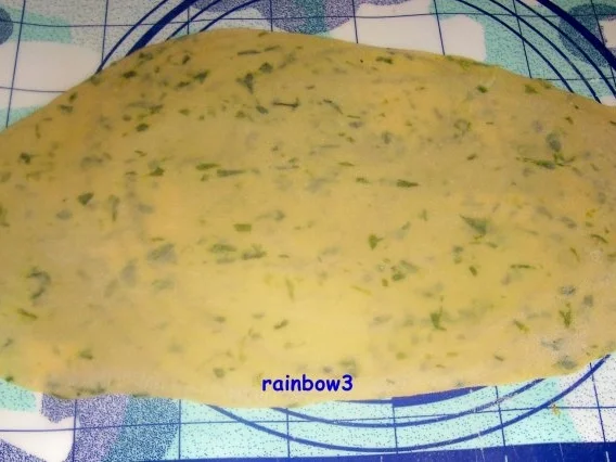 Kochen: Selbstgemachte Bärlauch-Bandnudeln mit Käsesauce - Rezept - Bild Nr. 3