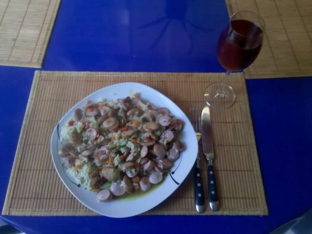 Geflügel: Restepfanne mit Gemüsereis und Geflügelwiener - Rezept - Bild Nr. 5