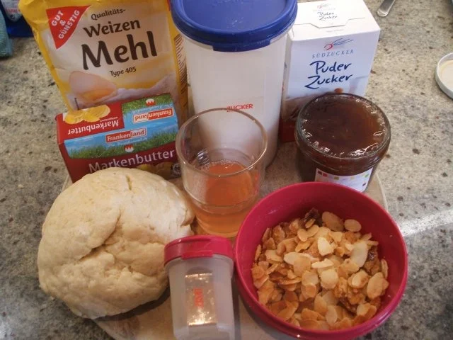 Backen: Rhabarberschnecken - Rezept - Bild Nr. 2