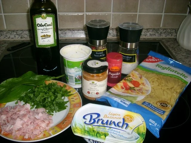 Tagliatelle mit Bärlauch-Schinken-Käsesoße - Rezept - Bild Nr. 2