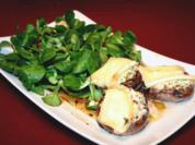 Gefüllte Champignons nach eigenem Geheimrezept mit Feldsalat - Rezept