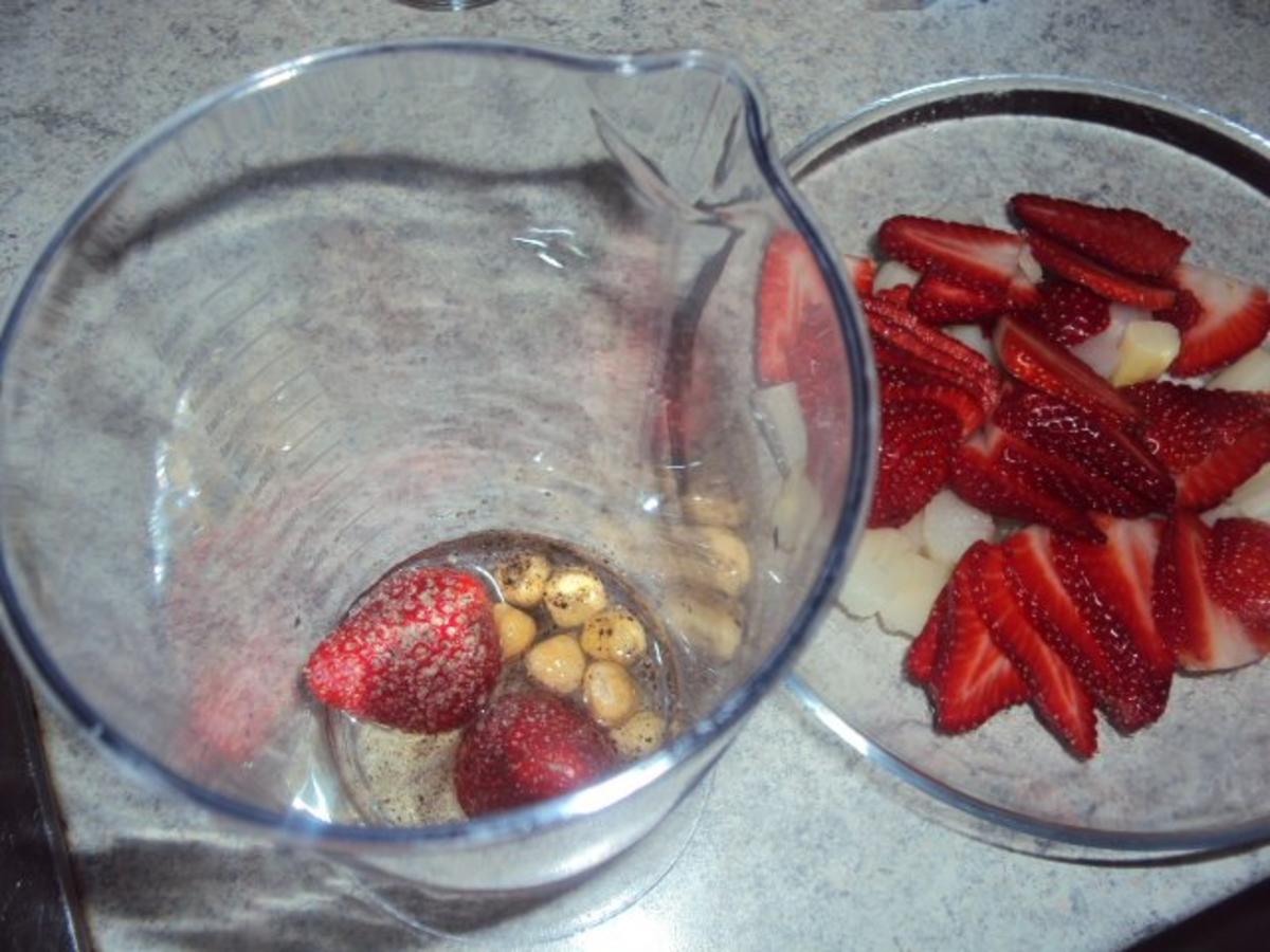 Erdbeer - Spargelsalat - Rezept - Bild Nr. 4