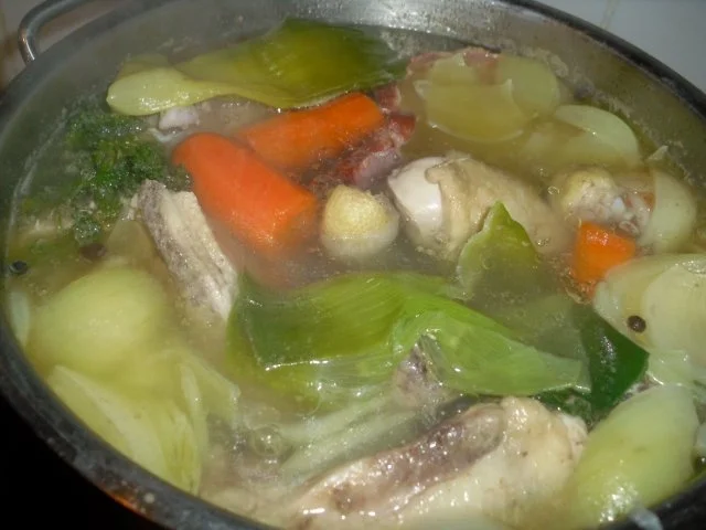 Nudeltopp mit Henne, Herzilein und Gem Gem - Rezept - Bild Nr. 4