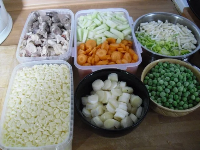 Nudeltopp mit Henne, Herzilein und Gem Gem - Rezept - Bild Nr. 5