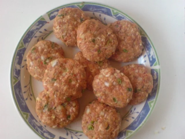 Rezept: scharfe abendbrot-boulettchen Bild Nr. 3 scharfe abendbrot-boulettchen - Rezept - Bild Nr. 3