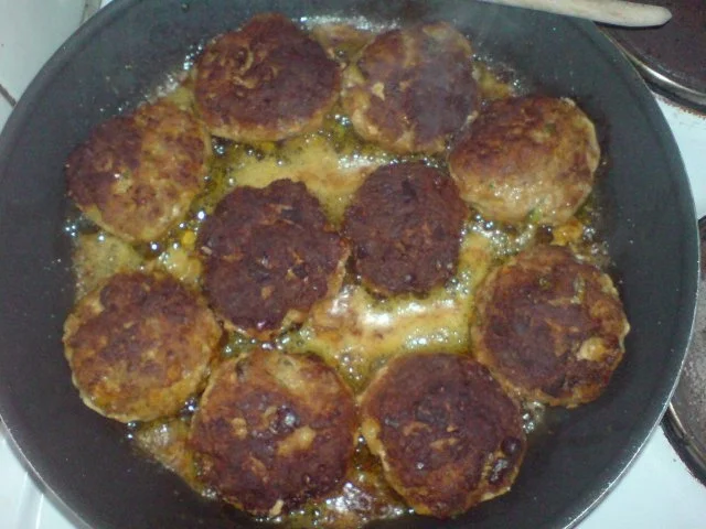 Rezept: scharfe abendbrot-boulettchen Bild Nr. 4 scharfe abendbrot-boulettchen - Rezept - Bild Nr. 4