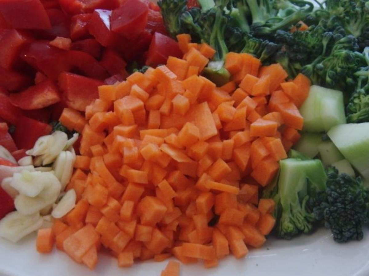 Couscous-Gemüse-Pfanne mit Harissa - Rezept - Bild Nr. 2