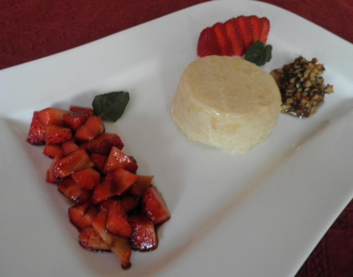 Rhabarberparfait mit Balsamico - Erdbeeren und süßem Pesto - Rezept - Bild Nr. 13