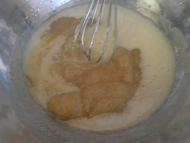 Rezept: Rhabarberparfait mit Balsamico - Erdbeeren und süßem Pesto Bild Nr. 7 Rhabarberparfait mit Balsamico - Erdbeeren und süßem Pesto - Rezept - Bild Nr. 7