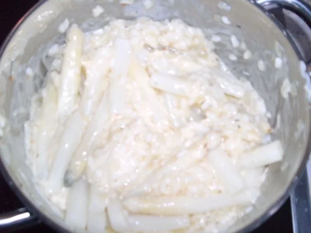 Rezept: Knusperfilets mit Risotto und frischem Spargel Bild Nr. 13 Knusperfilets mit Risotto und frischem Spargel - Rezept - Bild Nr. 13