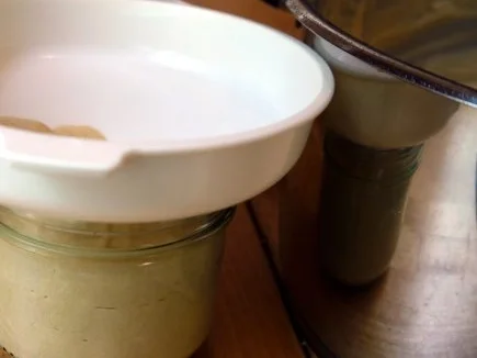 Rezept: Rhabarber-Quark-Mousse Bild Nr. 8 Rhabarber-Quark-Mousse - Rezept - Bild Nr. 8