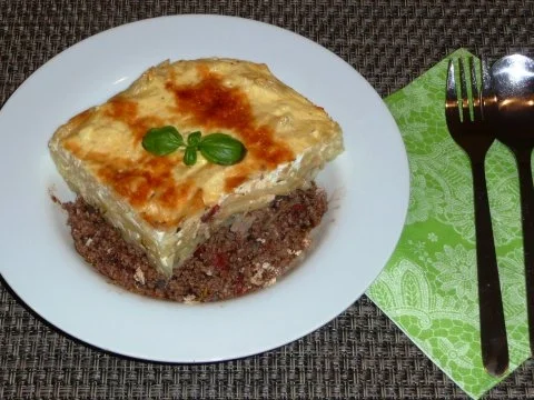 Nudelauflauf mit pikanter Hackfleischsoße - Rezept - Bild Nr. 2