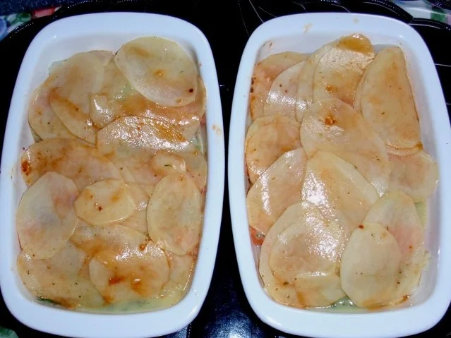 Rezept: Spargel-Lachs-Kartoffel-Gratin Bild Nr. 8 Spargel-Lachs-Kartoffel-Gratin - Rezept - Bild Nr. 8