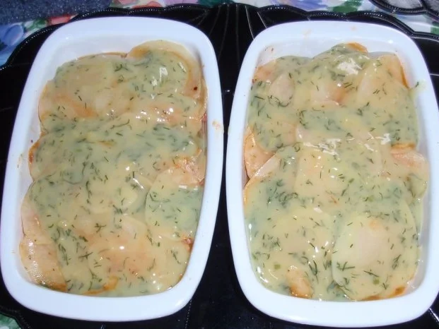 Rezept: Spargel-Lachs-Kartoffel-Gratin Bild Nr. 9 Spargel-Lachs-Kartoffel-Gratin - Rezept - Bild Nr. 9