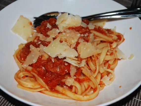 Makkaroni all amatriciana - Rezept