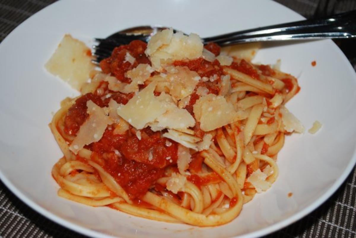 Bilder für Makkaroni all amatriciana - Rezept