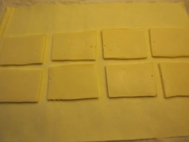 Tomaten-Käseschnecken im Blätterteigmantel - Rezept - Bild Nr. 4