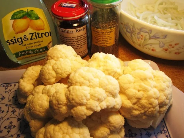 Rezept: Blumenkohlsalat süß-sauer Bild Nr. 2 Blumenkohlsalat süß-sauer - Rezept - Bild Nr. 2