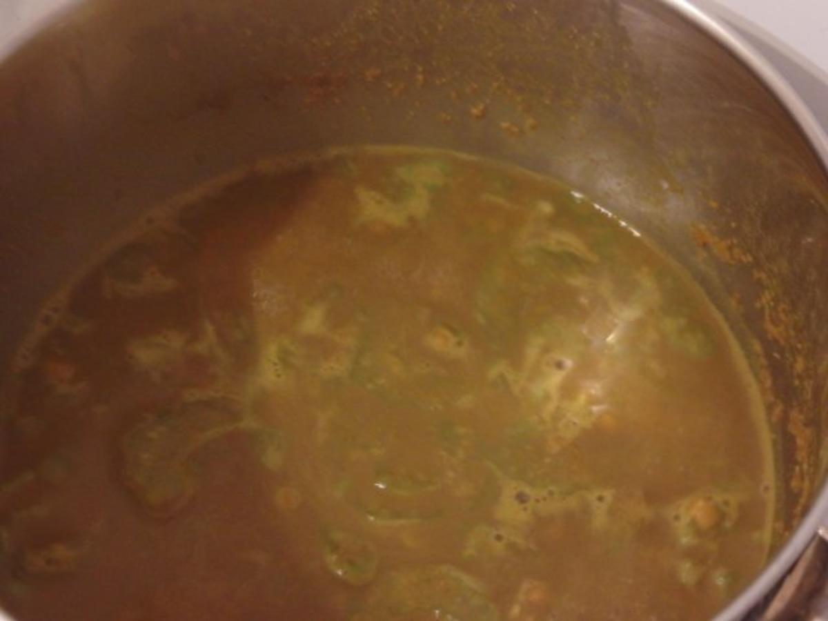 Curry-Linsen-Suppe mit Staudensellerie - Rezept - Bild Nr. 3