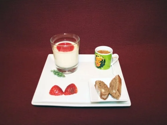 Rezept: Vanille-Thymian-Creme Vanille-Thymian-Creme - Rezept