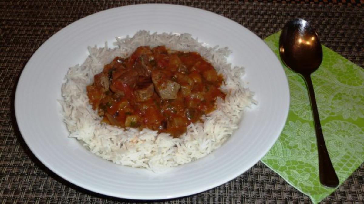 Bilder für Lammcurry mit Tomaten und Aubergine - Rezept