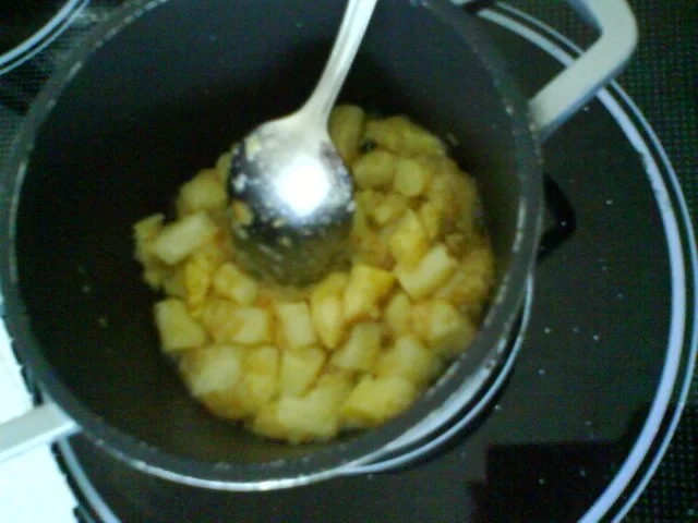 Rezept: Zitronig frische Spargelcremesuppe Bild Nr. 5 Zitronig frische Spargelcremesuppe - Rezept - Bild Nr. 5